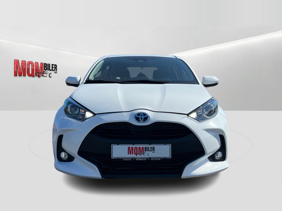 Toyota Yaris 1,5 Hybrid Essential e-CVT 5d