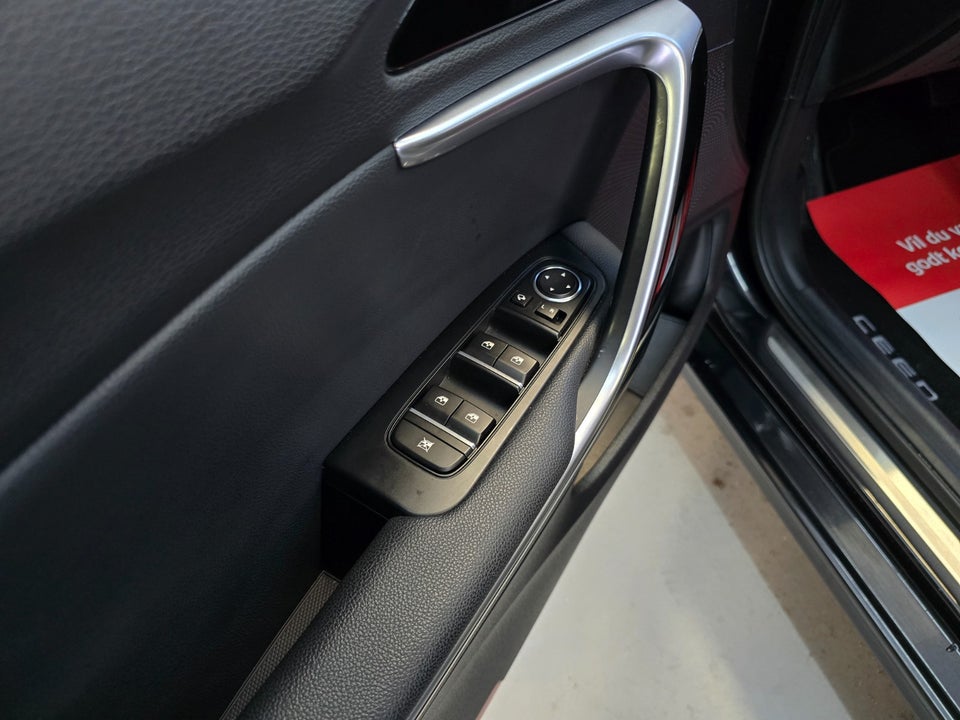 Kia Ceed 1,6 PHEV Upgrade SW DCT 5d