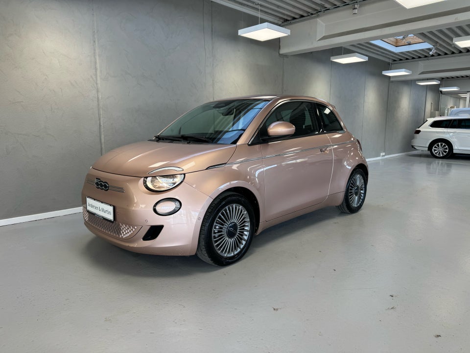 Fiat 500e 42 Icon 3+1 4d