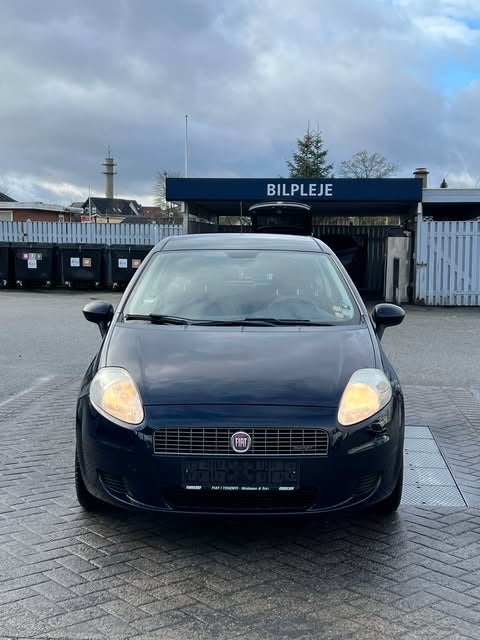 Fiat Grande Punto 1,3 JTD 75 Active 3d