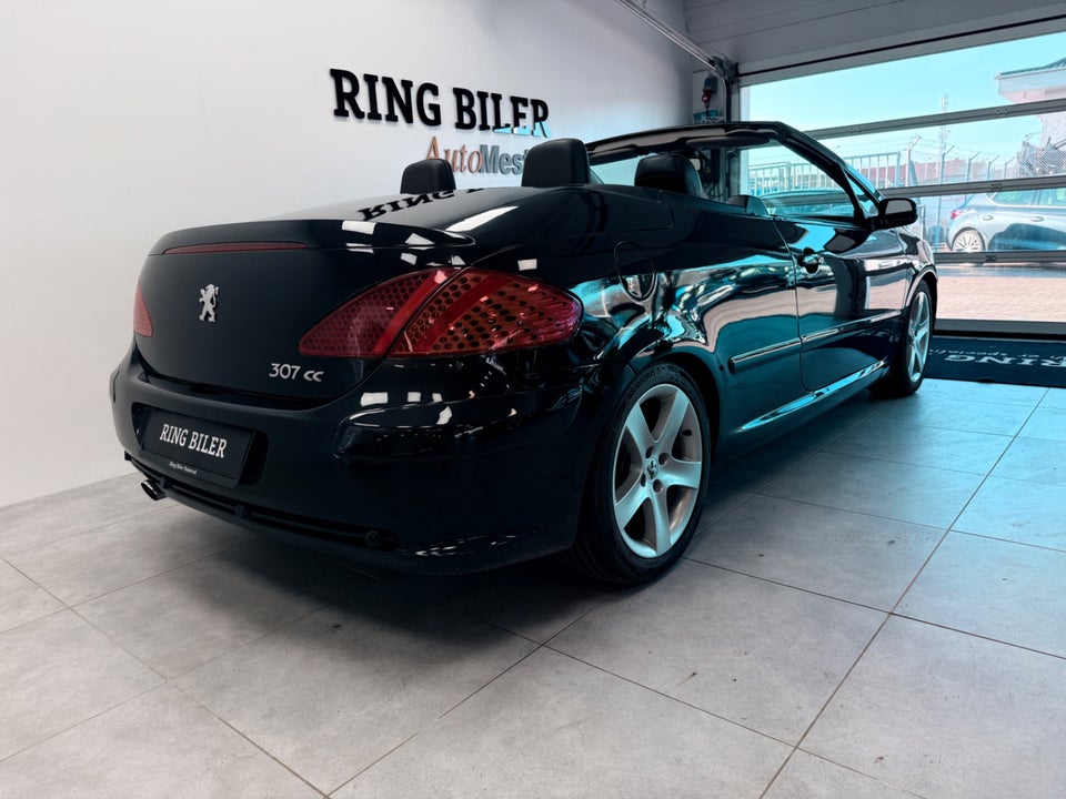Peugeot 307 2,0 16V CC 2d