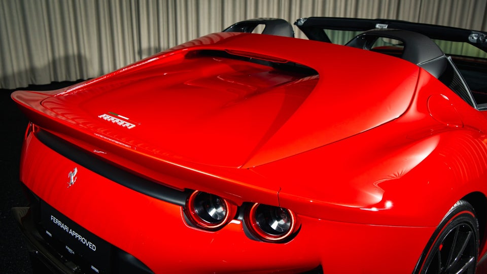 Ferrari 812 Competizione 6,5 DCT 2d