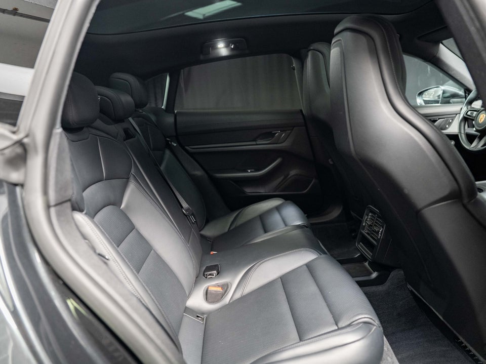 Porsche Taycan 4S Performance+ Cross Turismo 5d