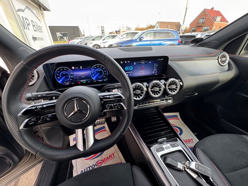 Mercedes EQA300 AMG Line 4Matic 5d