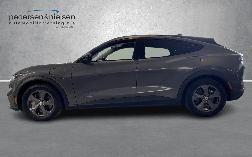 Ford Mustang Mach-E 70 Standard Range 5d