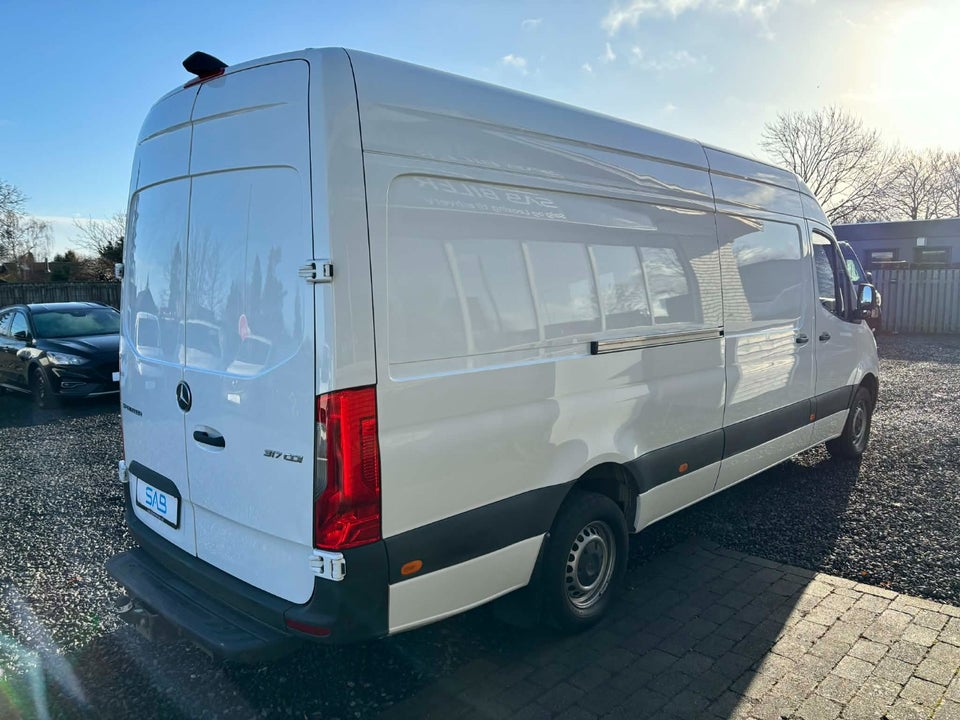 Mercedes Sprinter 317 2,0 CDi A3 Kassevogn aut. RWD