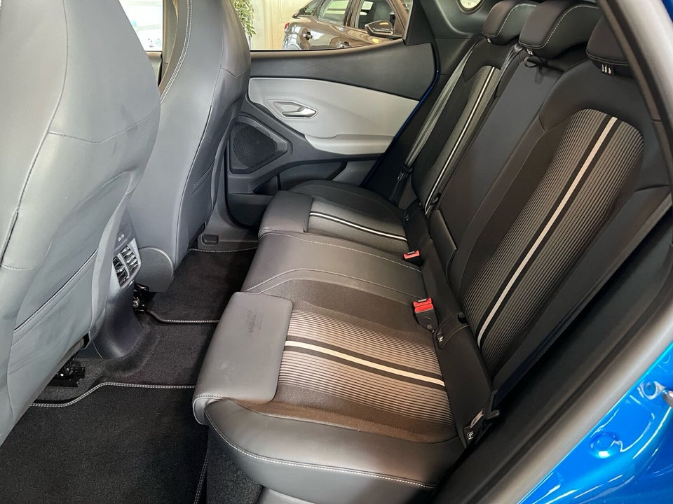 Ford Capri 77 Select Extended Range 5d