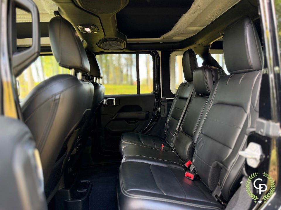 Jeep Wrangler Unlimited 2,0 T Sahara aut. 4x4 5d