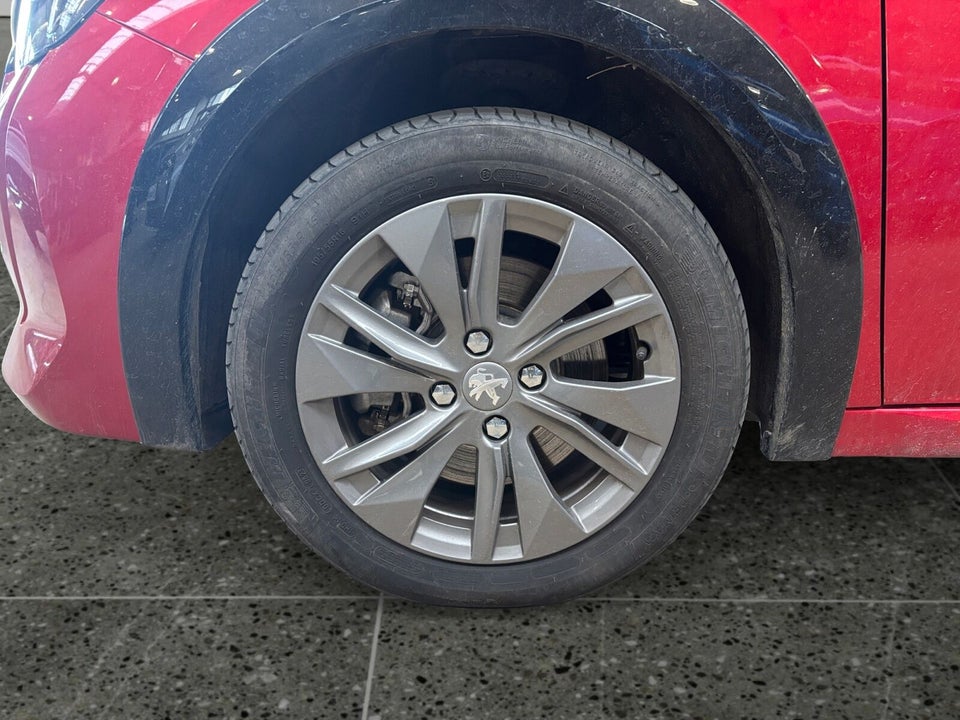 Peugeot e-208 50 Style 5d