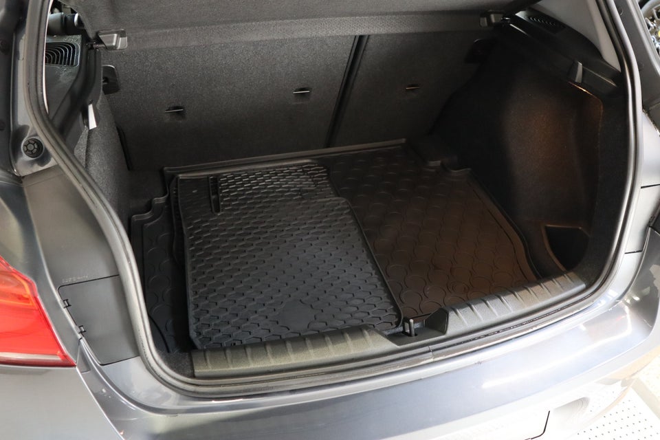 BMW 118i 1,5 Advantage aut. 5d