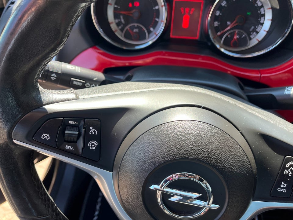 Opel Adam 1,0 T 115 Rocks 3d