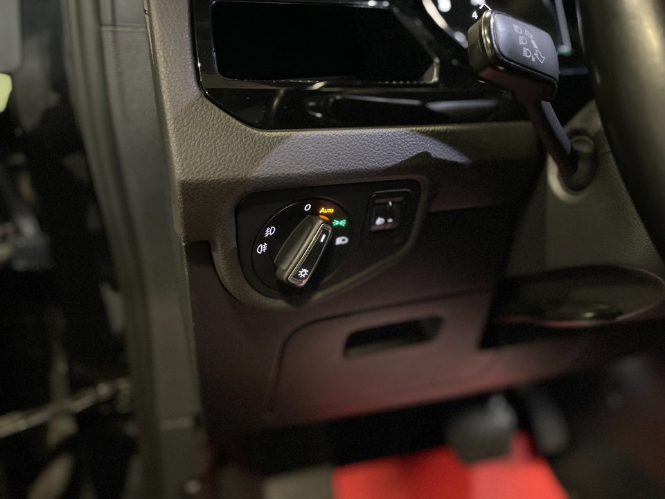 VW Touran 2,0 TDi 150 Highline DSG 7prs 5d