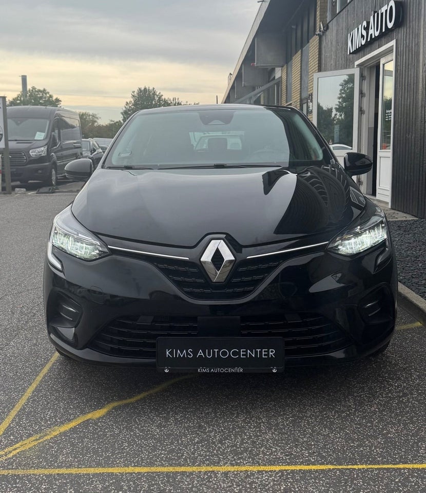 Renault Clio V 1,6 E-Tech Zen 5d