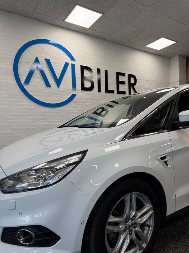 Ford S-MAX 2,0 TDCi 180 Titanium aut. 7prs 5d
