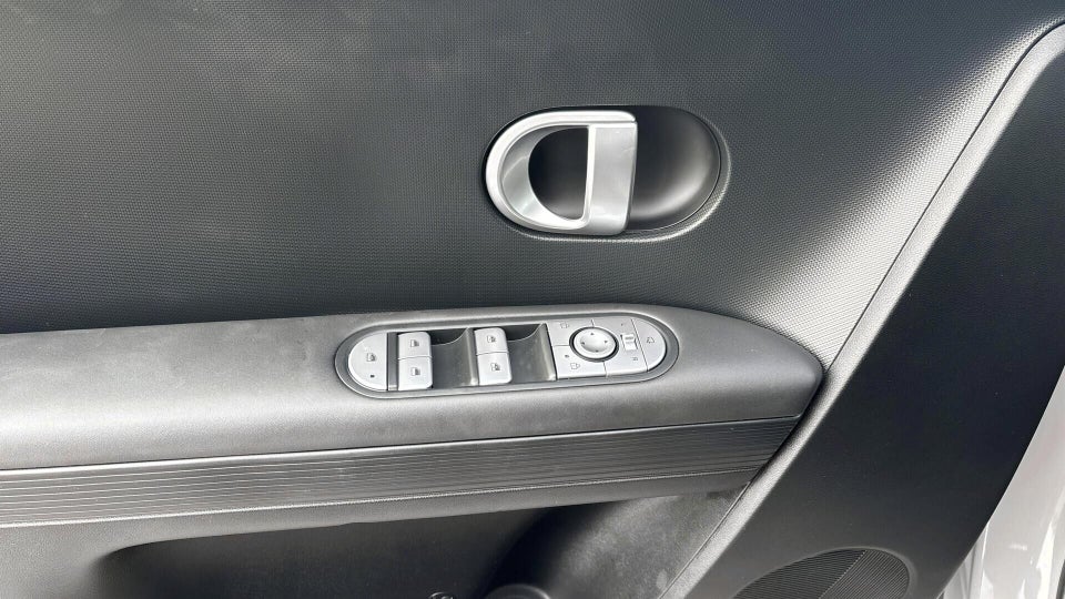 Hyundai Ioniq 5 77 Essential 5d