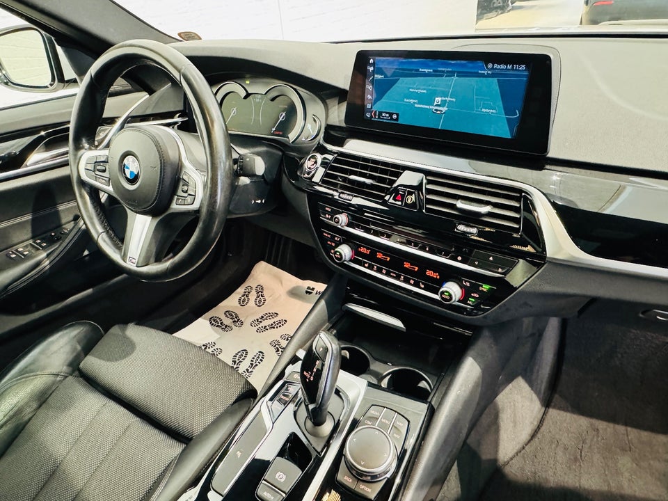 BMW 530d 3,0 Sport Line aut. 4d