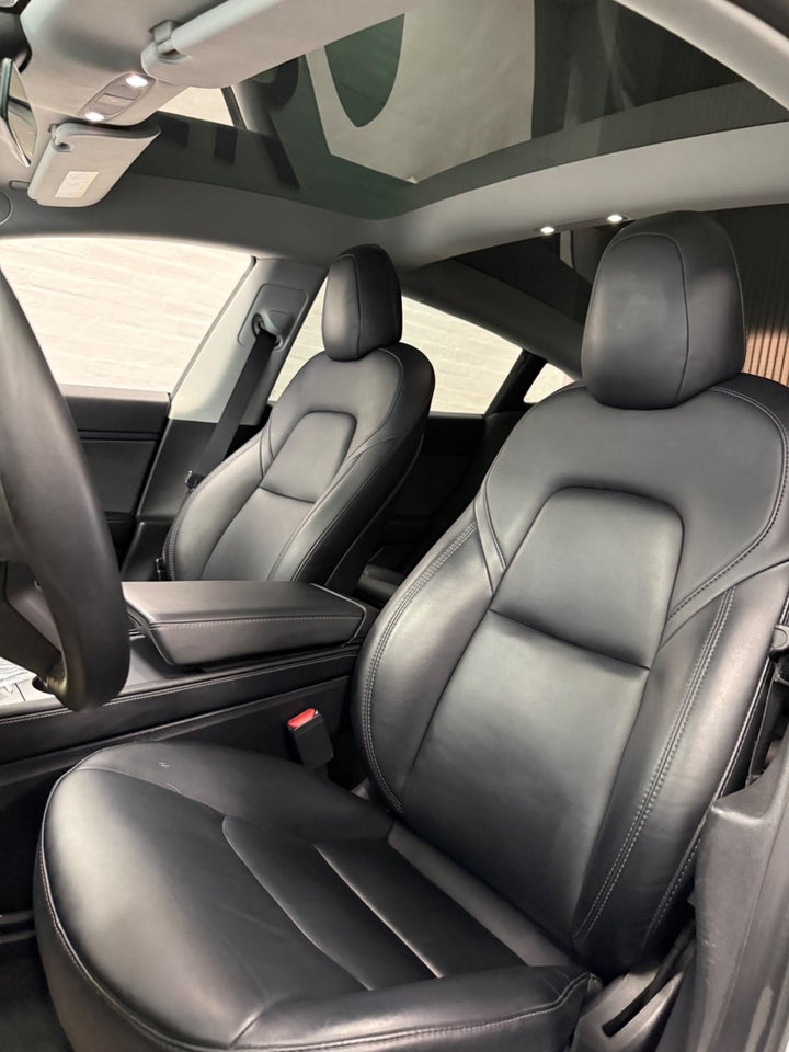 Tesla Model 3 Performance AWD 4d