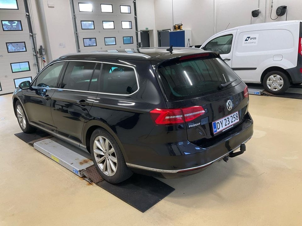 VW Passat 2,0 TDi 150 Highline Premium Variant DSG 5d