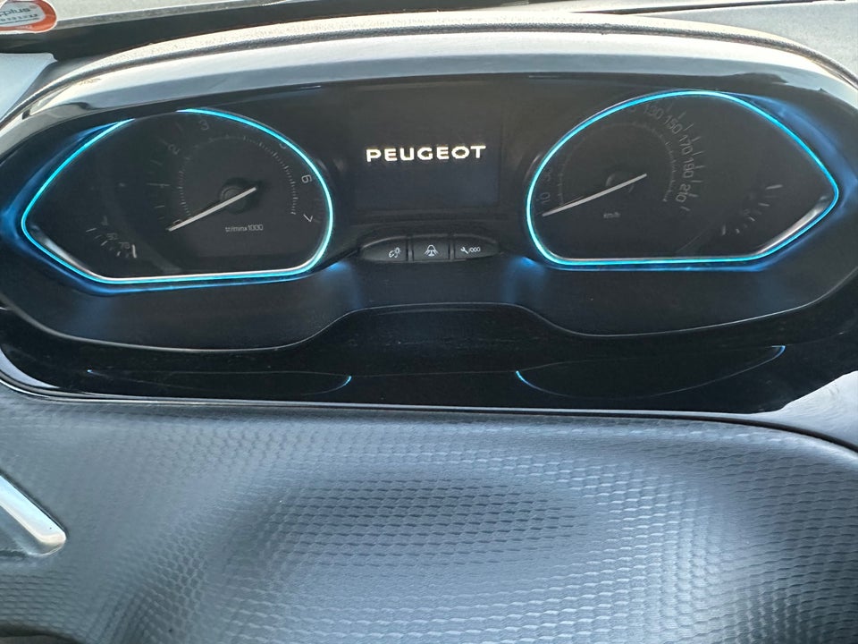 Peugeot 2008 1,2 VTi 82 Allure 5d