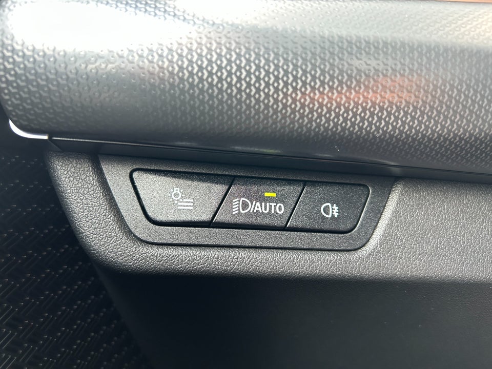 BMW iX2 xDrive30 M-Sport Premium 5d