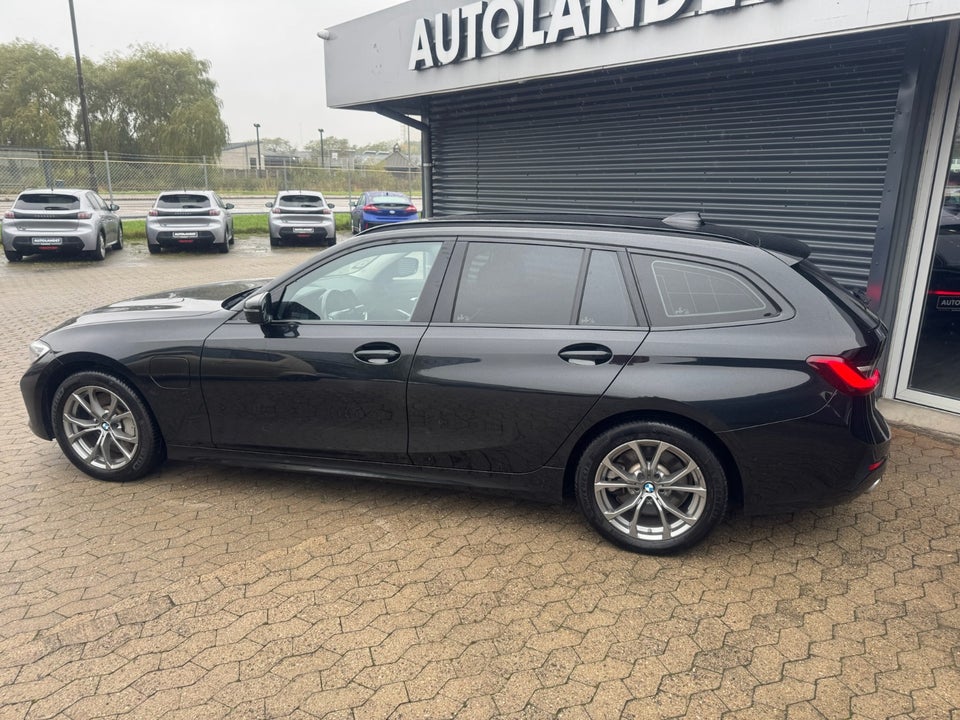 BMW 330e 2,0 Touring Sport Line aut. 5d