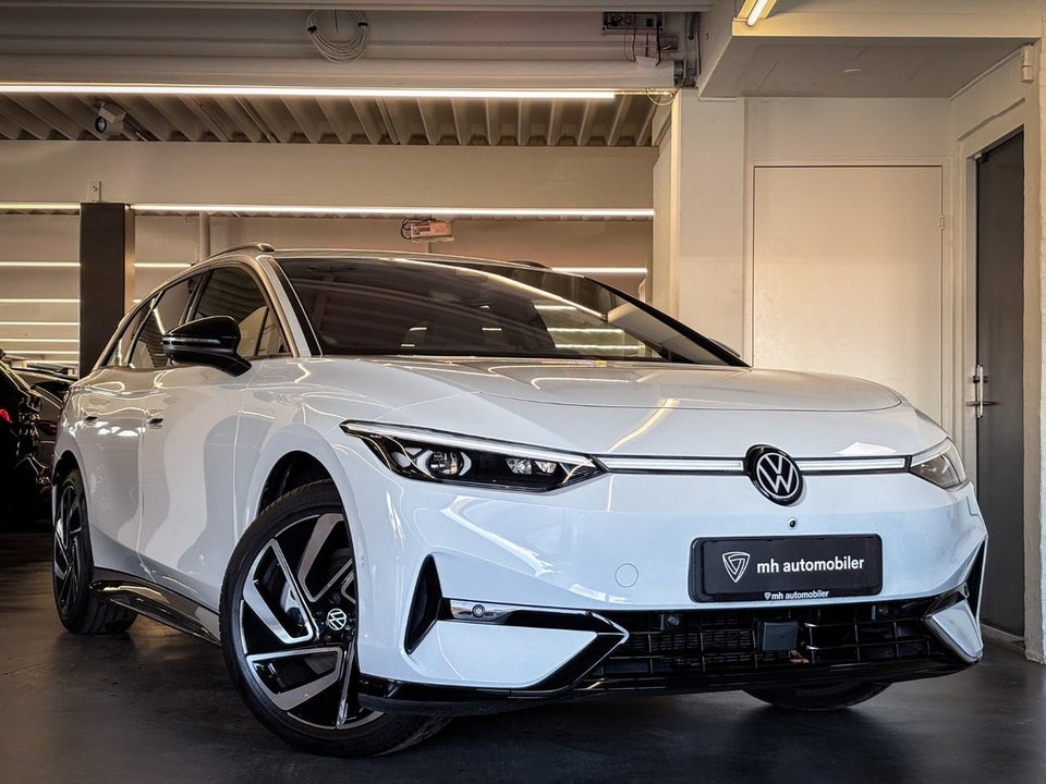 VW ID.7 77 Style Tourer 5d