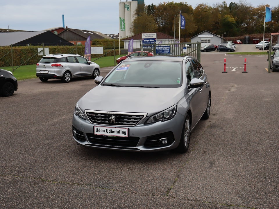 Peugeot 308 1,6 BlueHDi 120 Allure Sky SW 5d