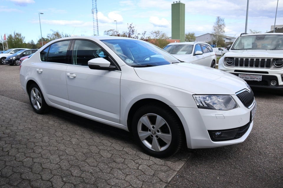 Skoda Octavia 1,8 TSi 180 Elegance 5d