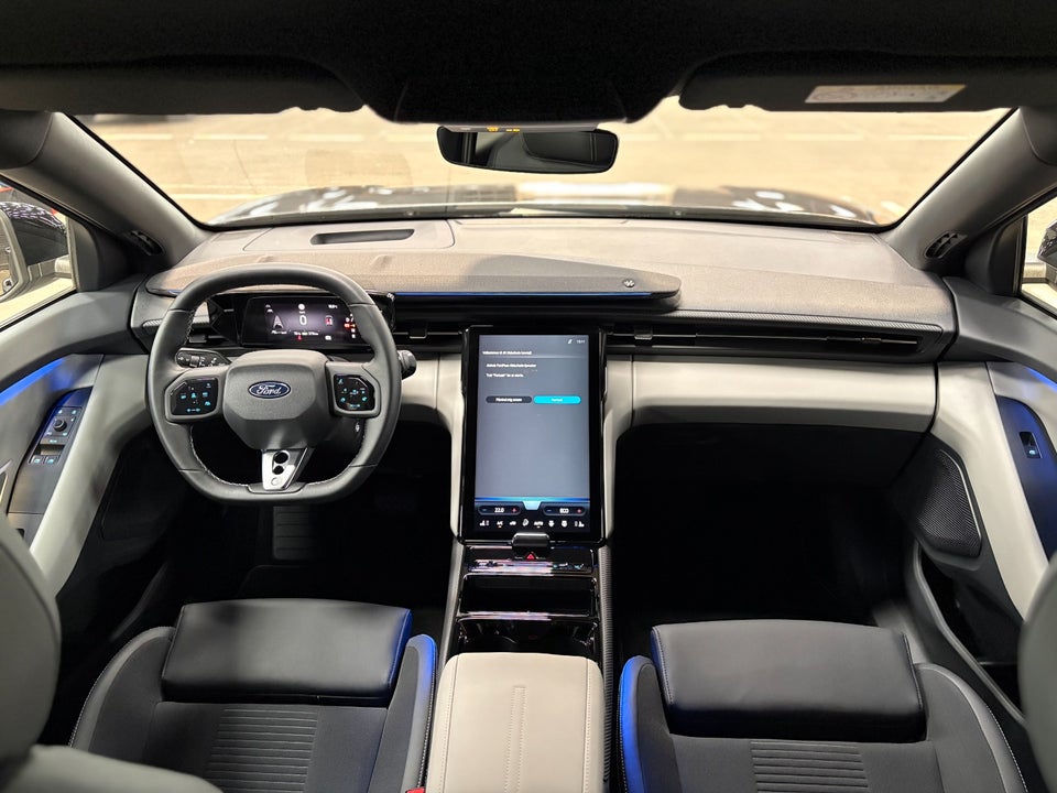 Ford Capri 77 Premium Extended Range 5d