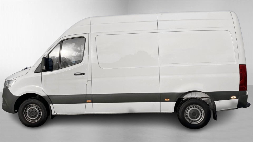 Mercedes Sprinter 316 2,2 CDi A2 Kassevogn RWD