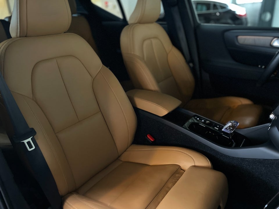 Volvo XC40 1,5 T5 ReCharge Inscription aut. 5d