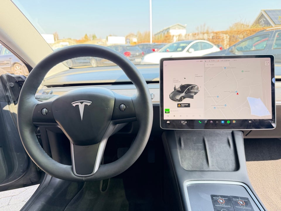 Tesla Model 3 Long Range AWD 4d