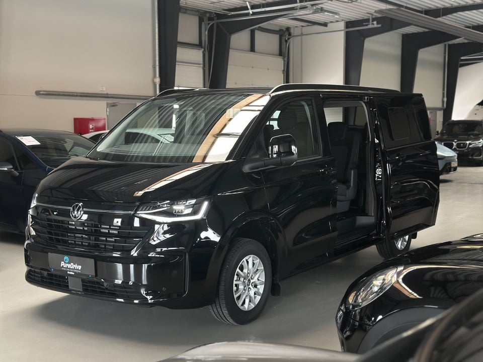 VW e-Caravelle 64 Style SWB