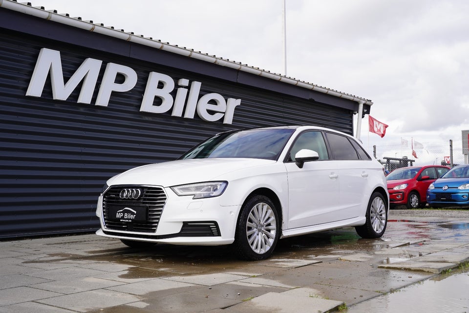 Audi A3 1,4 e-tron Sport Sportback S-tr. 5d