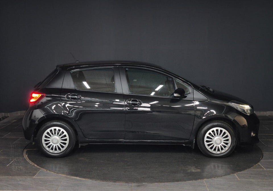 Toyota Yaris 1,5 Hybrid H2 e-CVT 5d