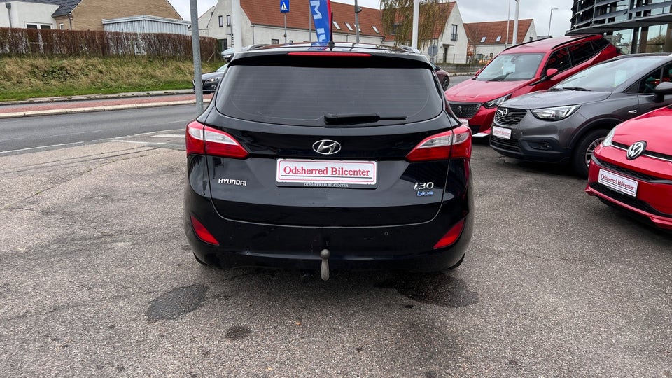 Hyundai i30 1,6 CRDi 110 Comfort Go! CW 5d