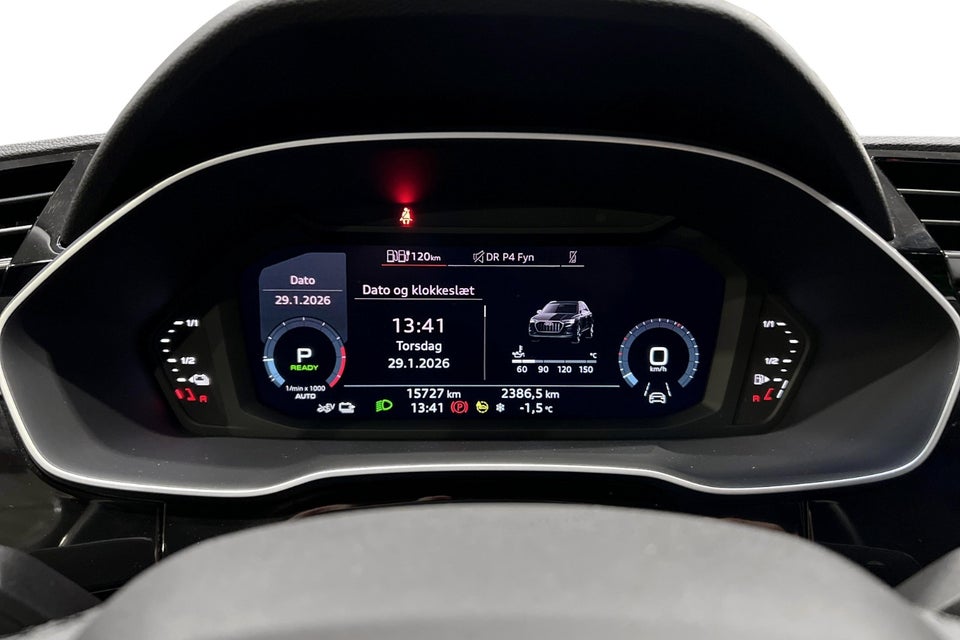 Audi Q3 45 TFSi e Attitude plus S-tr. 5d