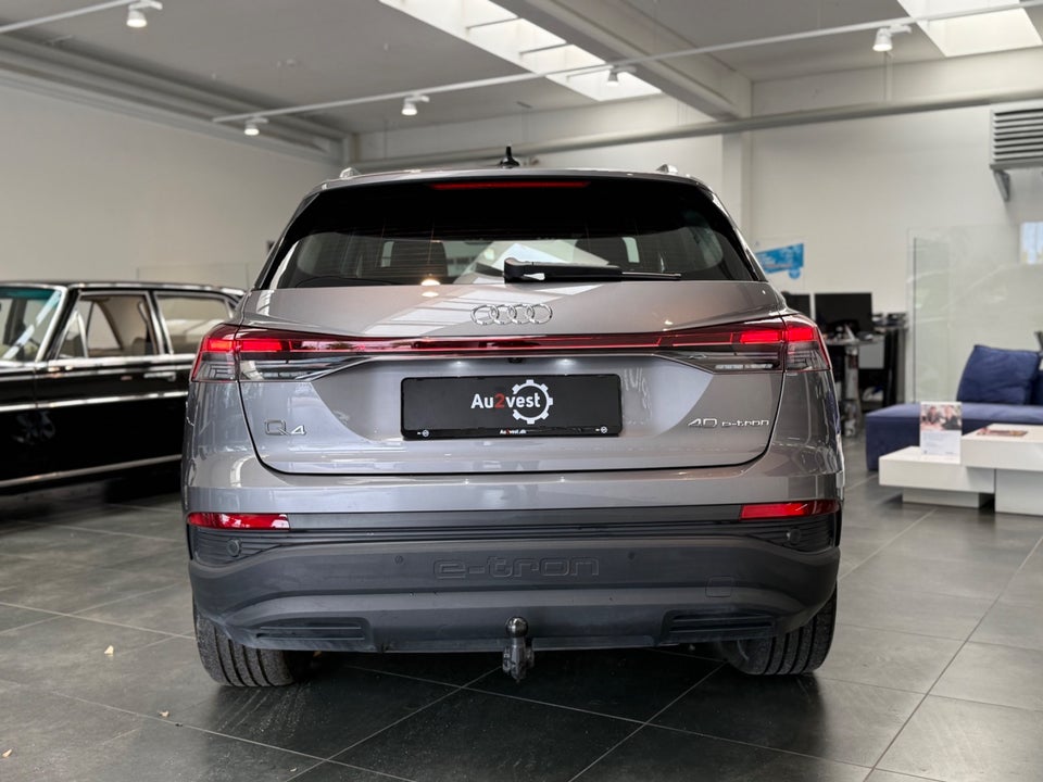 Audi Q4 e-tron 40  5d