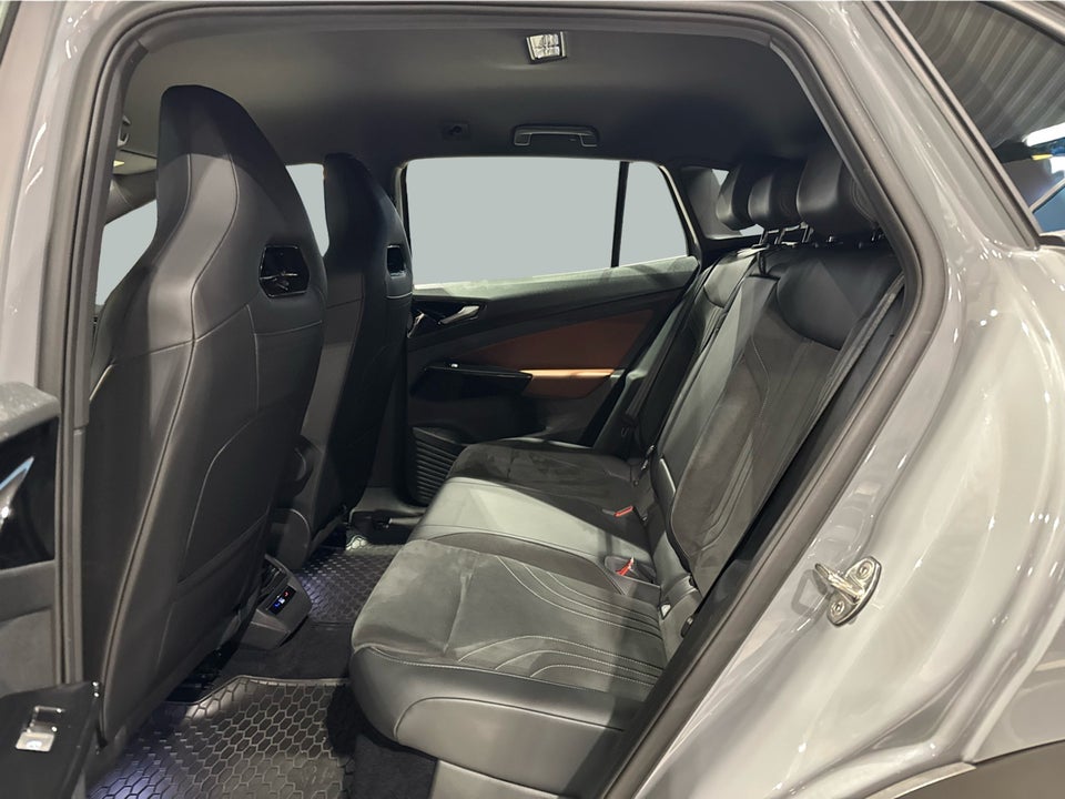 VW ID.4 77 Pro Performance 5d