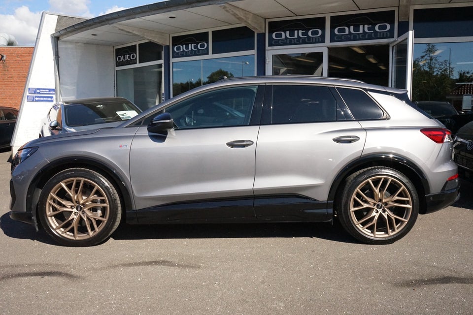 Audi Q4 e-tron 50 edition one quattro 5d