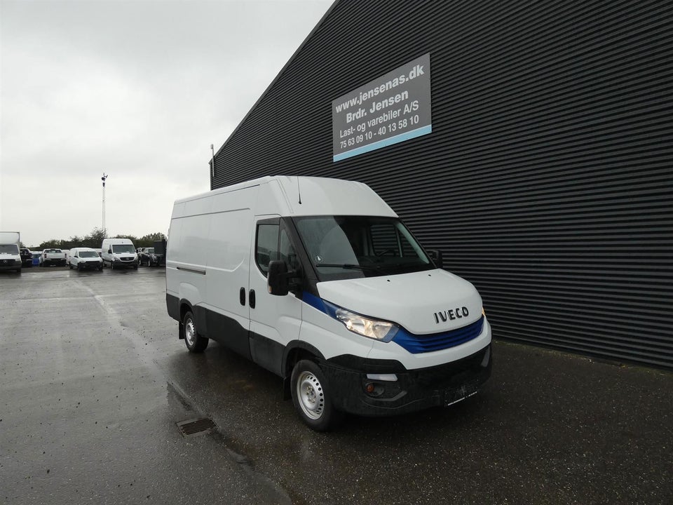 Iveco Daily 2,3 35S14 12m³ Van AG8