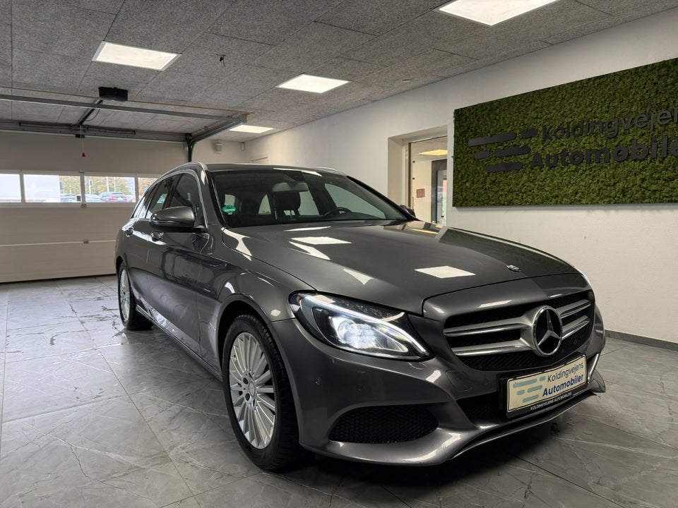 Mercedes C220 d 2,2 Avantgarde stc. aut. 5d