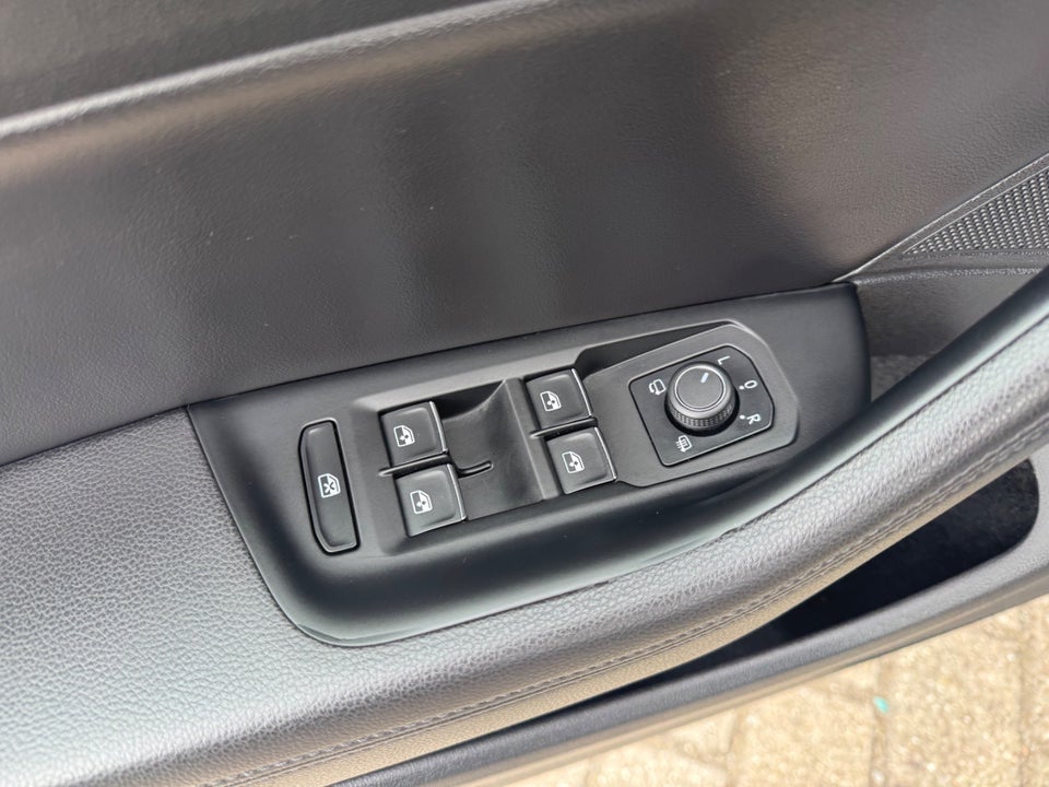 VW Passat 1,5 TSi 150 Highline Premium Variant DSG 5d