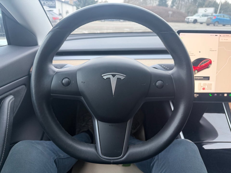 Tesla Model 3 Long Range AWD 4d