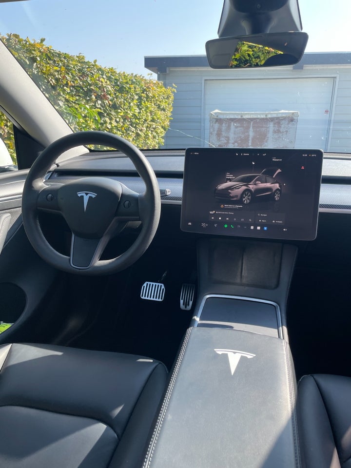 Tesla Model Y Long Range AWD 5d