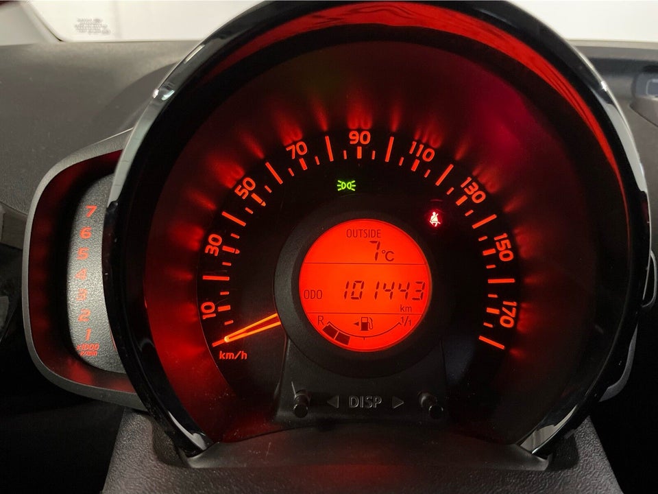 Toyota Aygo 1,0 VVT-i x-cite 5d