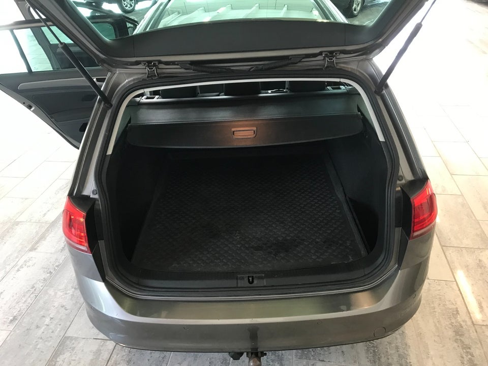 VW Golf VII 1,6 TDi 110 Style Variant BM 5d