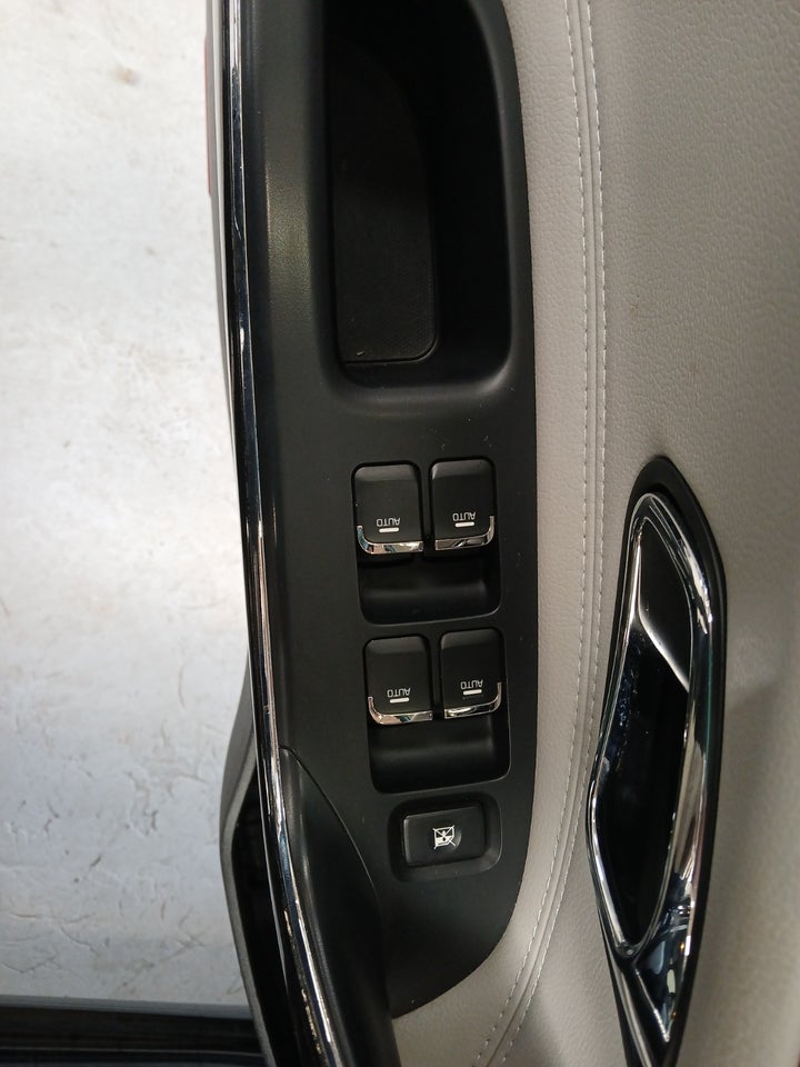 Kia Ceed 1,6 CRDi 136 Limited 5d