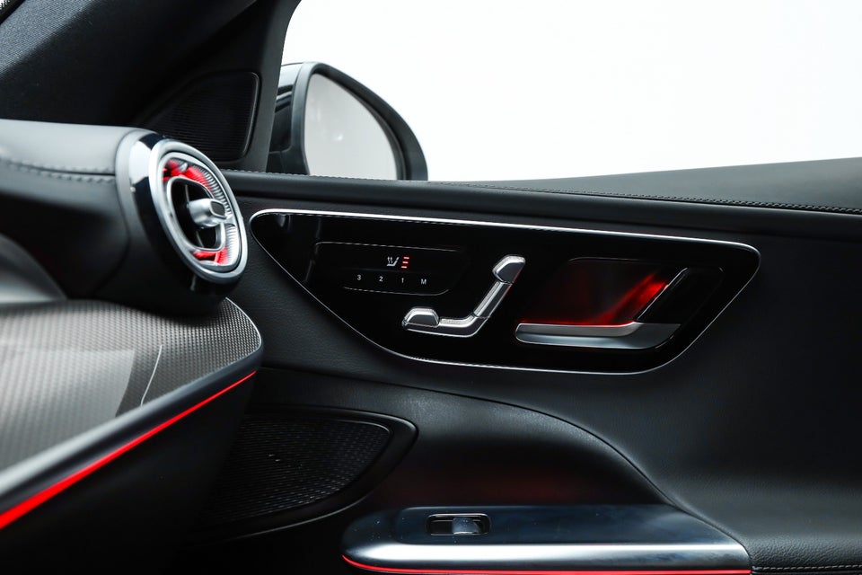 Mercedes C220 d 2,0 AMG Line stc. aut. 5d