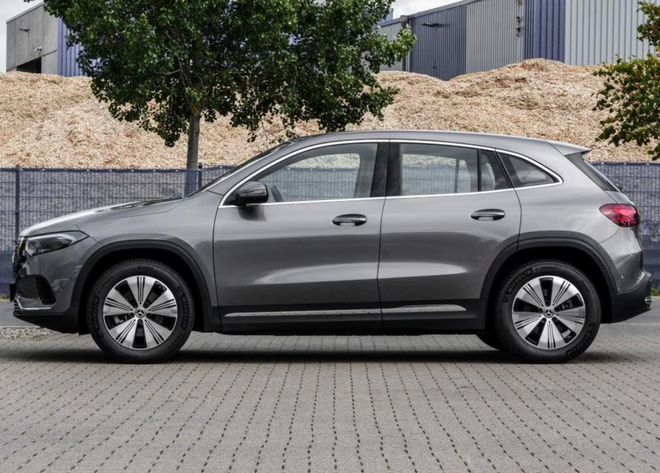 Mercedes EQA250+ Progressive Advance 5d
